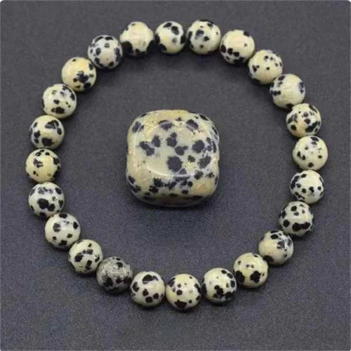 Camille - Symbol för Positivitet, Skydd och en Sorglös Livsinställning